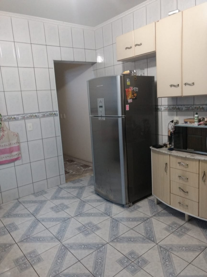 Sobrado à venda e aluguel com 2 quartos, 250m² - Foto 4