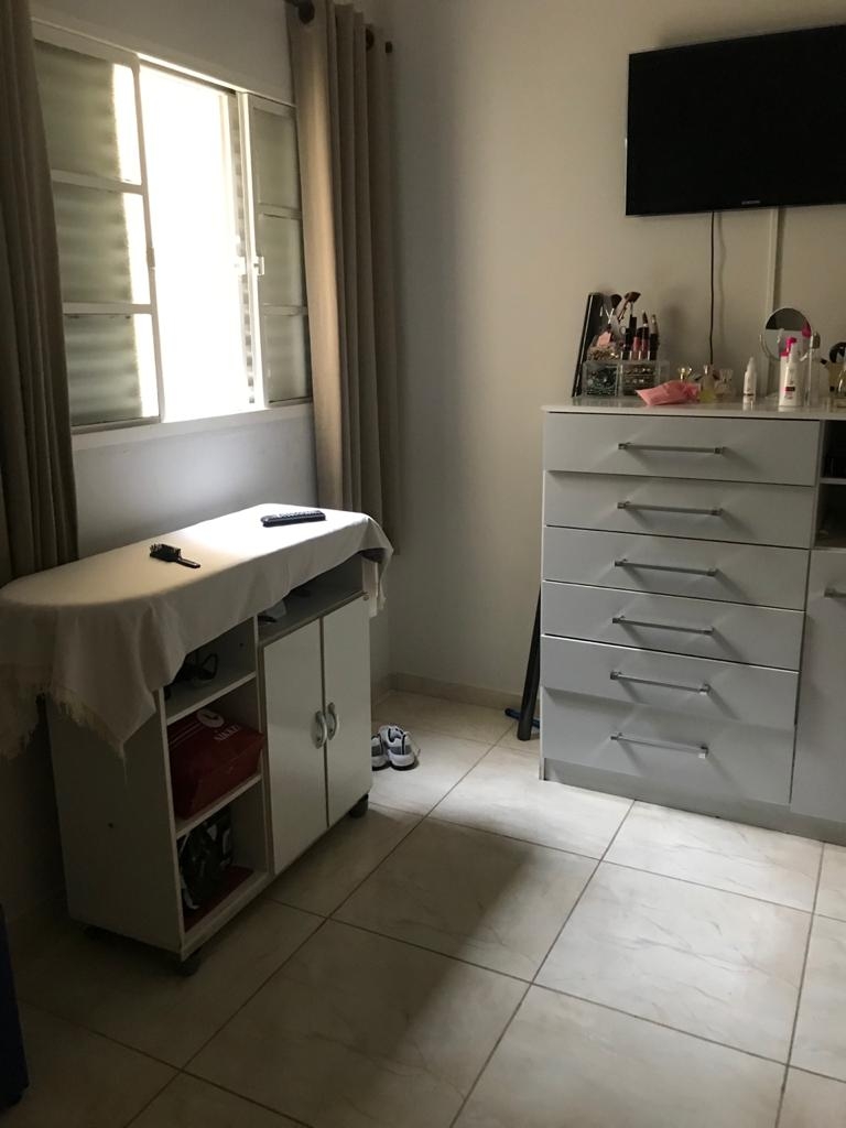 Apartamento à venda com 2 quartos, 70m² - Foto 9