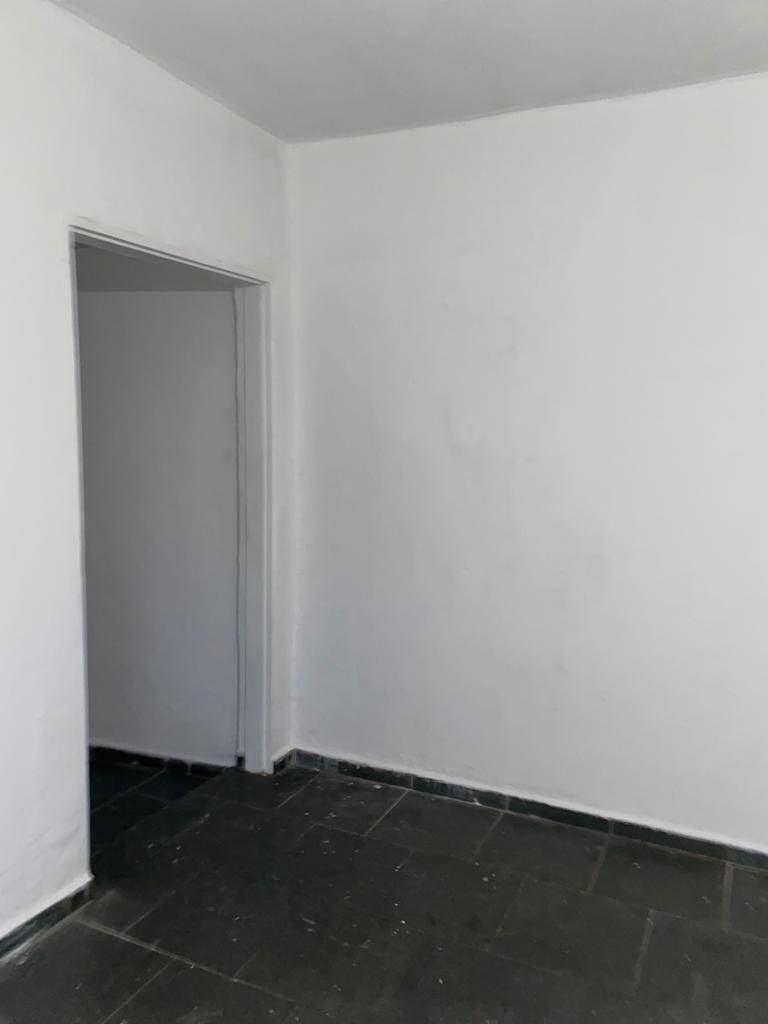 Casa à venda com 5 quartos, 211m² - Foto 10