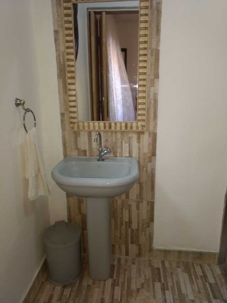 Sobrado à venda com 3 quartos, 199m² - Foto 2