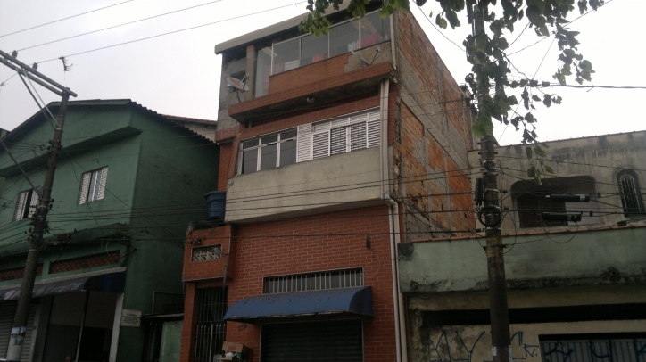 Sobrado à venda com 3 quartos, 200m² - Foto 3